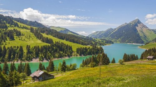 AWS oznamuje region ve Švýcarsku s datem spuštění 2022