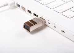 Verbatim Biometrický USB flash disk s pokročilým šifrováním